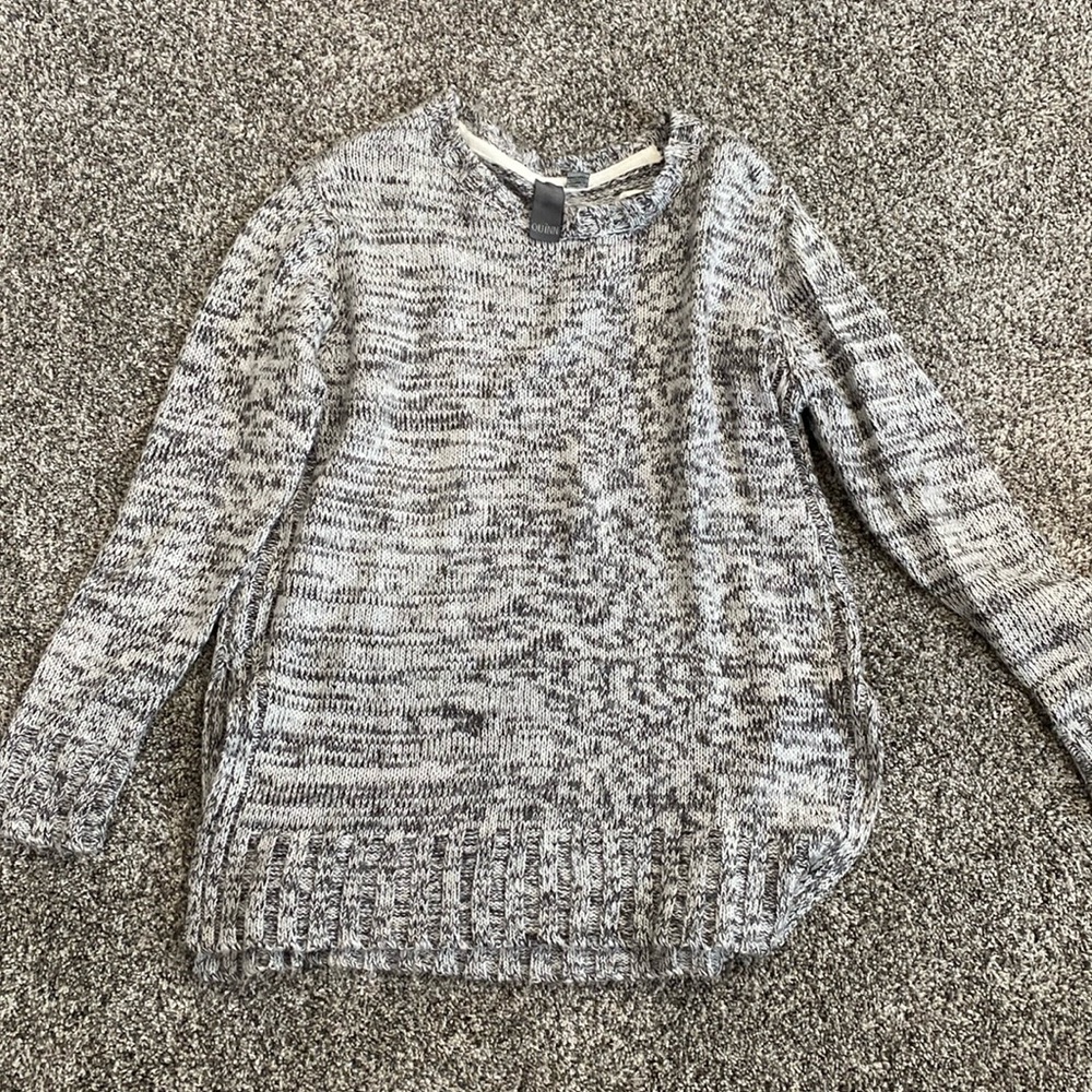 Light grey and dark grey sweater